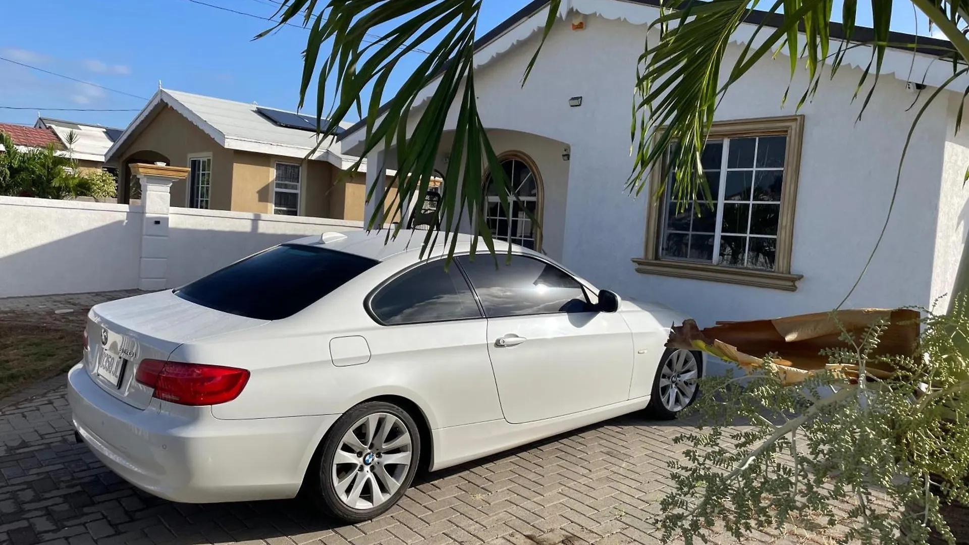 2 Bed-2 Bath-Aircon-Parking-New Harbour Village 3 Mendes 0*,  Jamaica